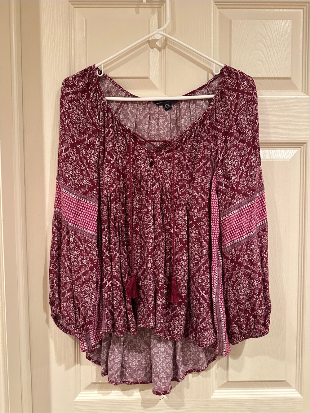 American Eagle Outfitters Burgundy & White Floral Peasant Top